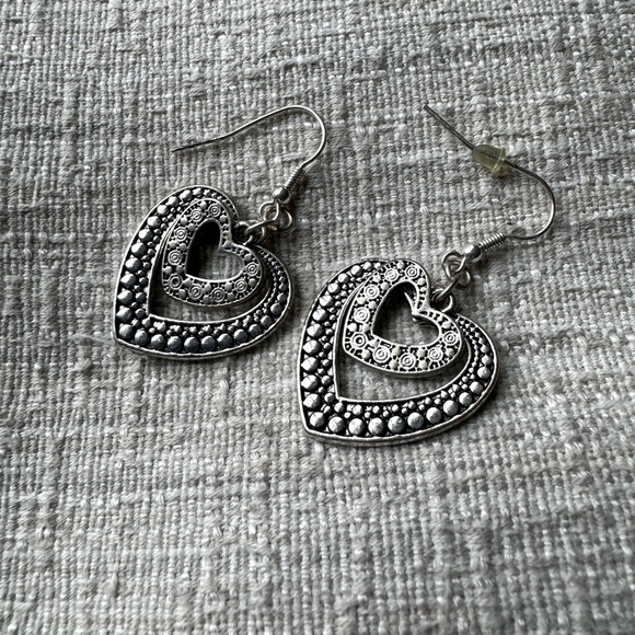Womens Double Heart Silver Earrings Black Jewelry - Picture 6 of 6